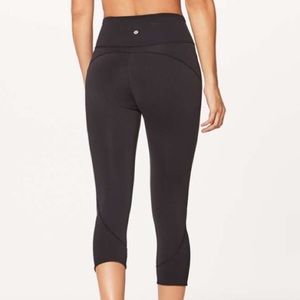 In Movement Crop lululemon Everlux 19” Women’s